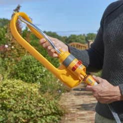 Hozelock Rectangular Sprinkler Plus (2974) - Alton Garden Centre -Garden Strimmers Shop 2972 Rectangular Sprinkler