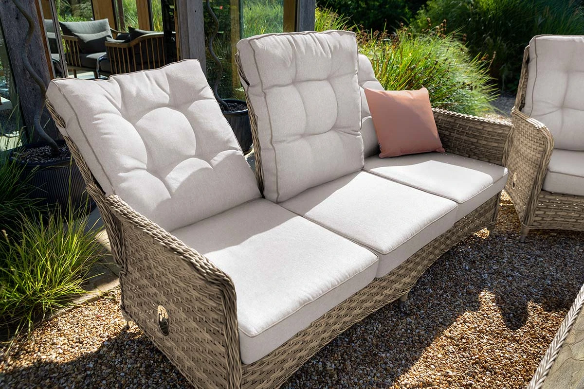 Hartman - Henley 3 Seat Reclining Lounge Set With Height Adjustable Table - Alton Garden Centre 2 Hartman - Henley 3 Seat Reclining Lounge Set With Height Adjustable Table - Alton Garden Centre - Image 2