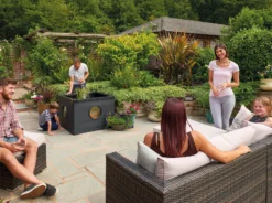 Hozelock: Aquarium 'Twist & Lock System' - Alton Garden Centre -Garden Strimmers Shop Aquarium 2