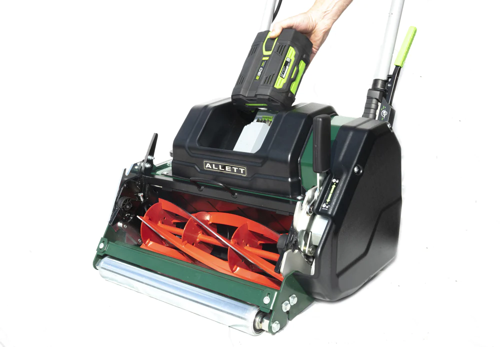 Allett Stirling 51 20" Battery Cylinder Mower With 5AH Battery & Rapid Charger - Alton Garden Centre 4 Allett Stirling 51 20" Battery Cylinder Mower With 5AH Battery & Rapid Charger - Alton Garden Centre - Image 4
