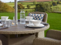 Bramblecrest - Tetbury 6 Seat Round Dining Set - Nutmeg Inc: Parasol & Base - Alton Garden Centre -Garden Strimmers Shop evghitkM